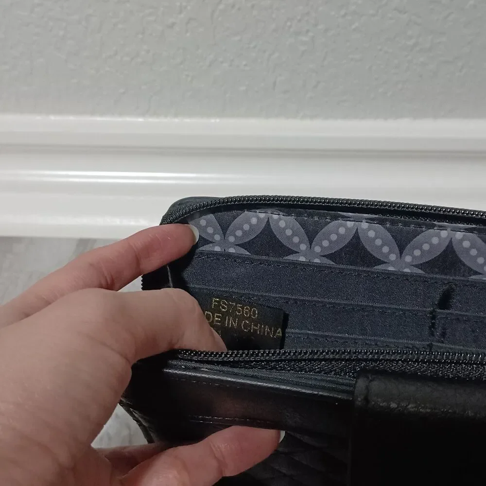 FRANCO SARTO Black Quilted Bifold Wallet - Picture 6 of 6